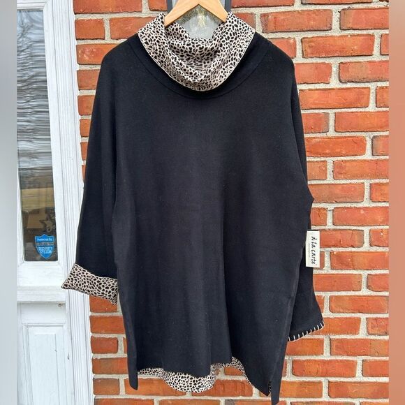 A la Carte Black Leopard Reversible Sweater - Picture 1 of 10